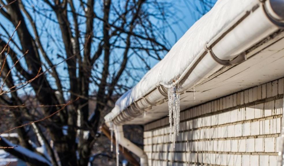 Ice on House 