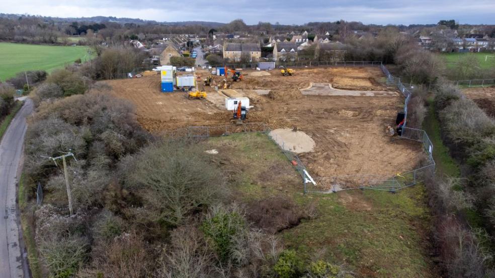 Carter Jonas Confirms Sale of Land at Hailey, near Witney in West Oxfordshire to Sovereign Carter Jonas Confirms Sale of Land at Hailey, near Witney in West Oxfordshire to Sovereign
