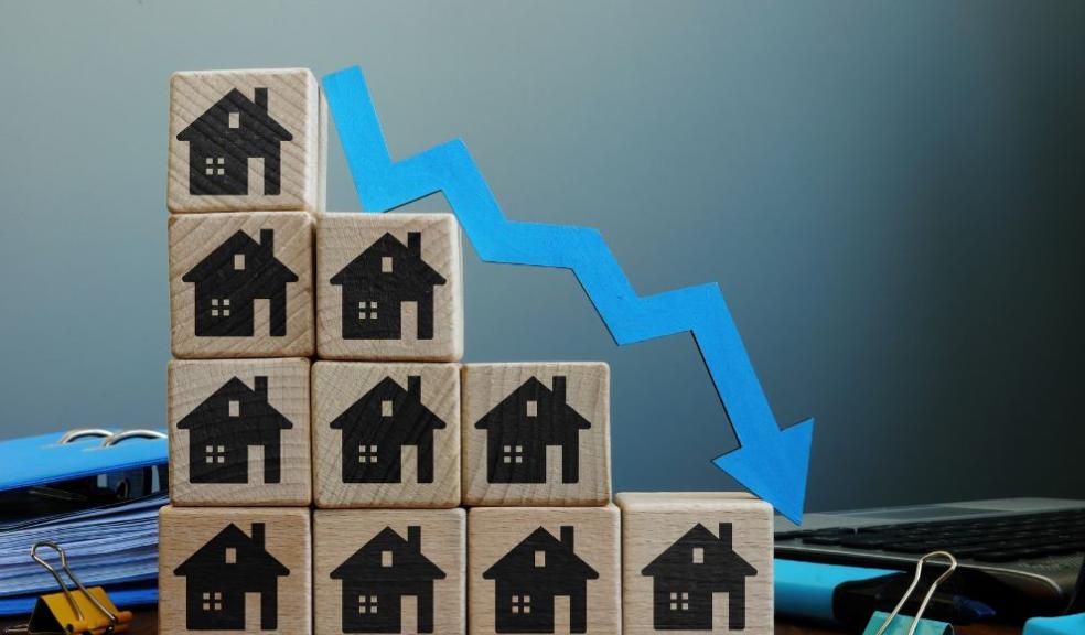 Figures show property values continue to fall