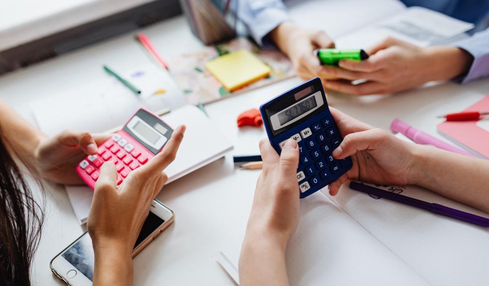 Budgeting and how to manage money should be taught in schools, a survey by Elan Homes has found