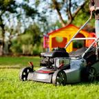 Lawn Maintenance In Sun