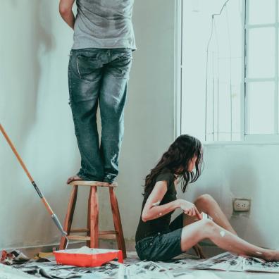 Couple doing DIY
