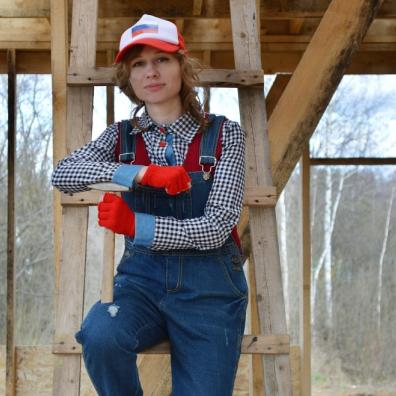 Lady Builders