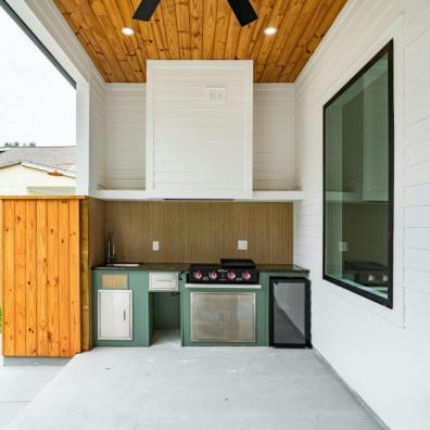 Outdoor Kitchens