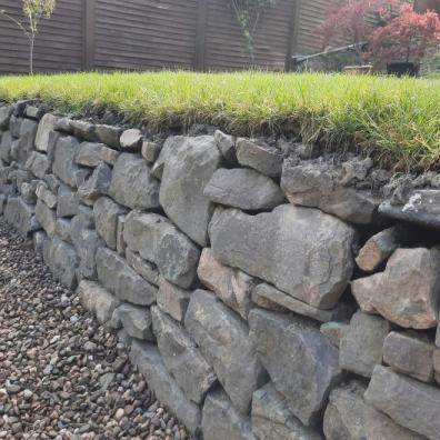 Stone wall 